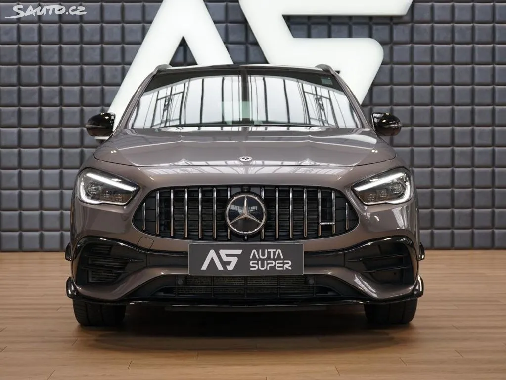 Mercedes-Benz GLA 45S AMG 310kW 4M Aero Pano HUD Image 2